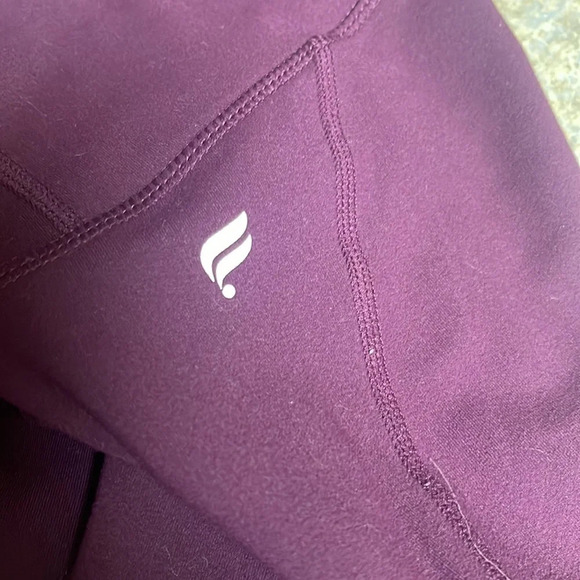MAROON Fabletics Leggings - Picture 6 of 8